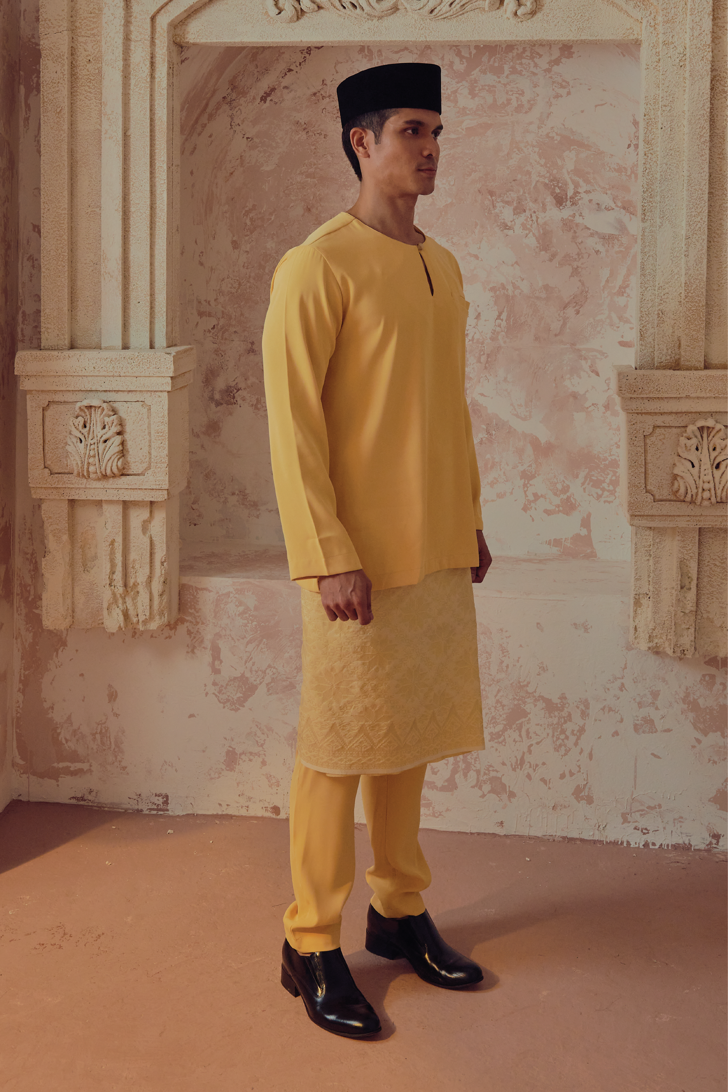 NADEM IN YELLOW